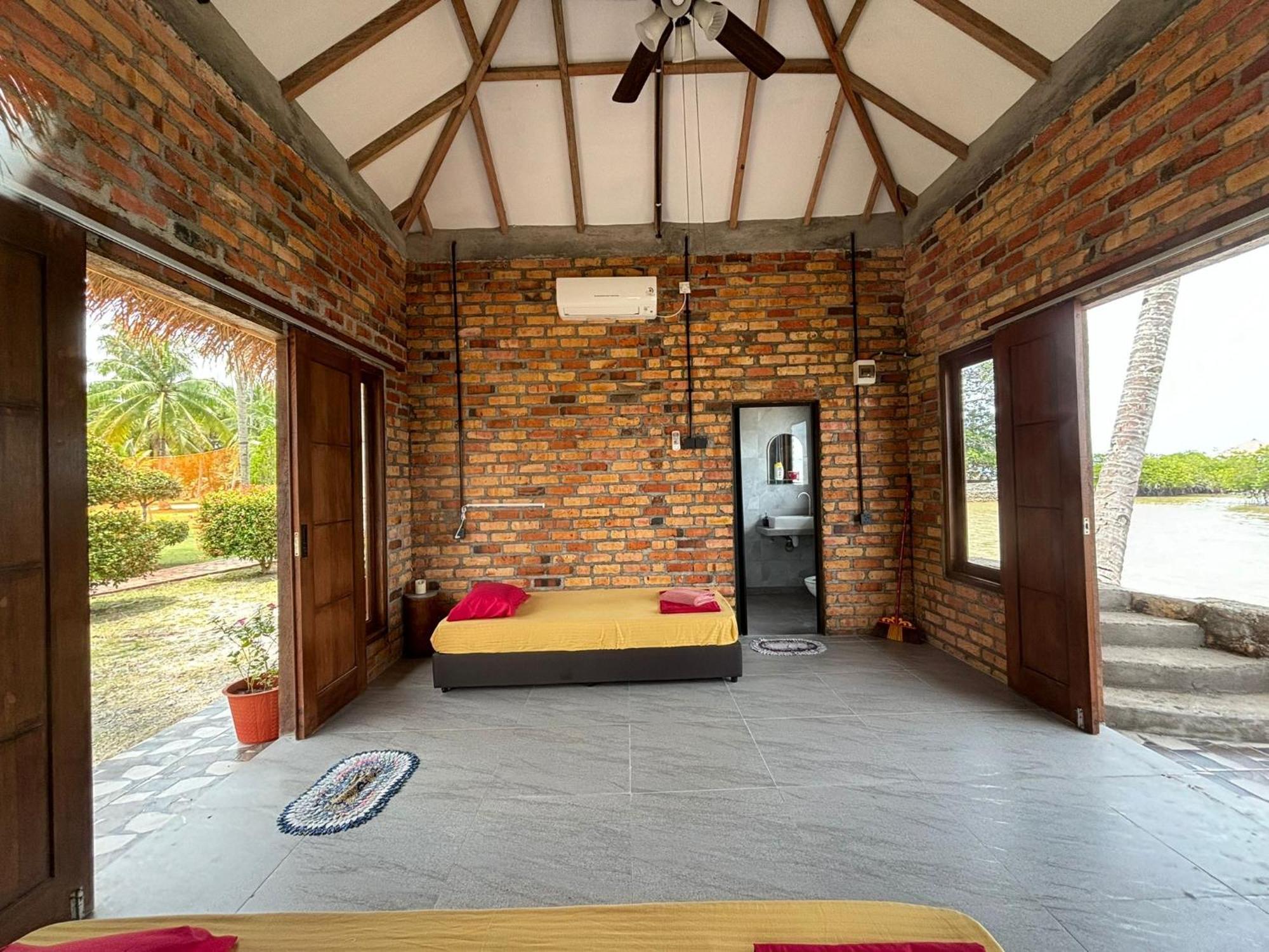 Loola Adventure Resort Teluk Bakau Phòng bức ảnh