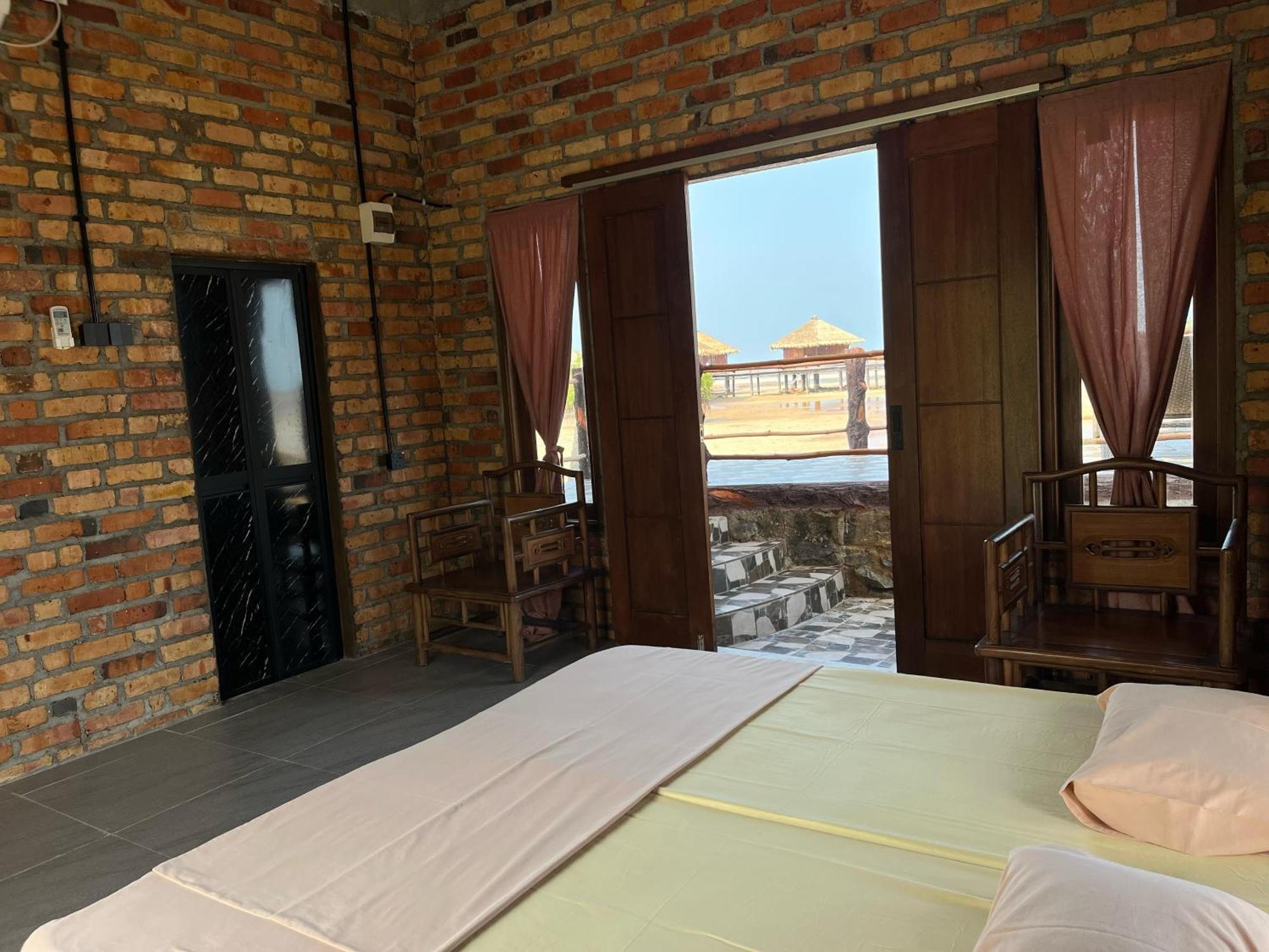 Loola Adventure Resort Teluk Bakau Ngoại thất bức ảnh